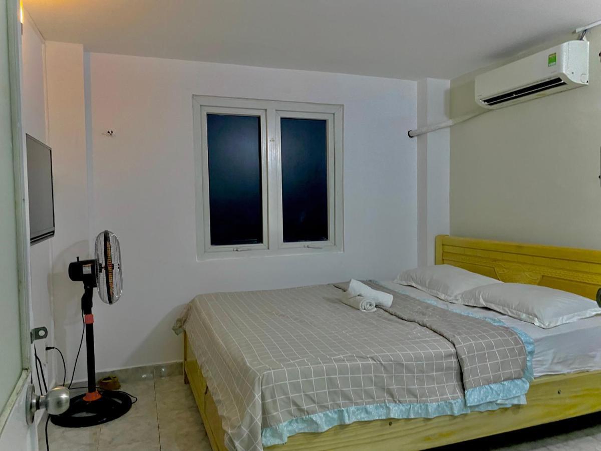 Vuông Tròn homestay Cidade de Ho Chi Minh Exterior foto
